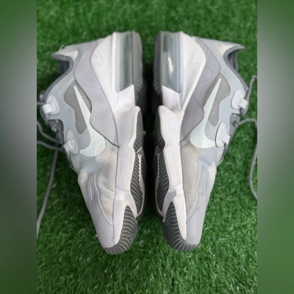 Nike Air Max Infinity 2‎ Mens Shoes Size 10 Color: Grey/White